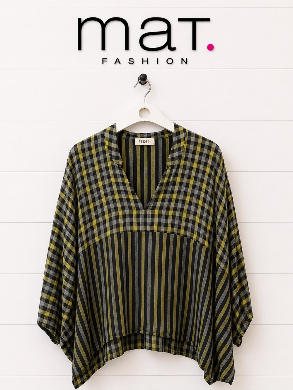MAT. Green & Black Plaid Long Sleeve Top – Size S to L
